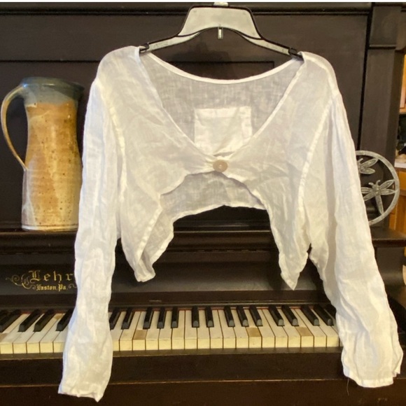 ISO MAGNOLIA PEARL♥️ In search of the pictured items🙏🏻 - Picture 3 of 16